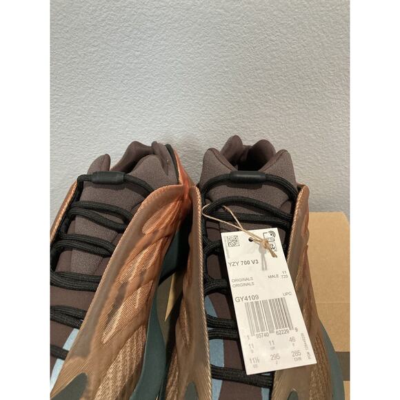 Adidas Yeezy 700 V3 Copper Fade Brand New Men’s 11.5 main image 7